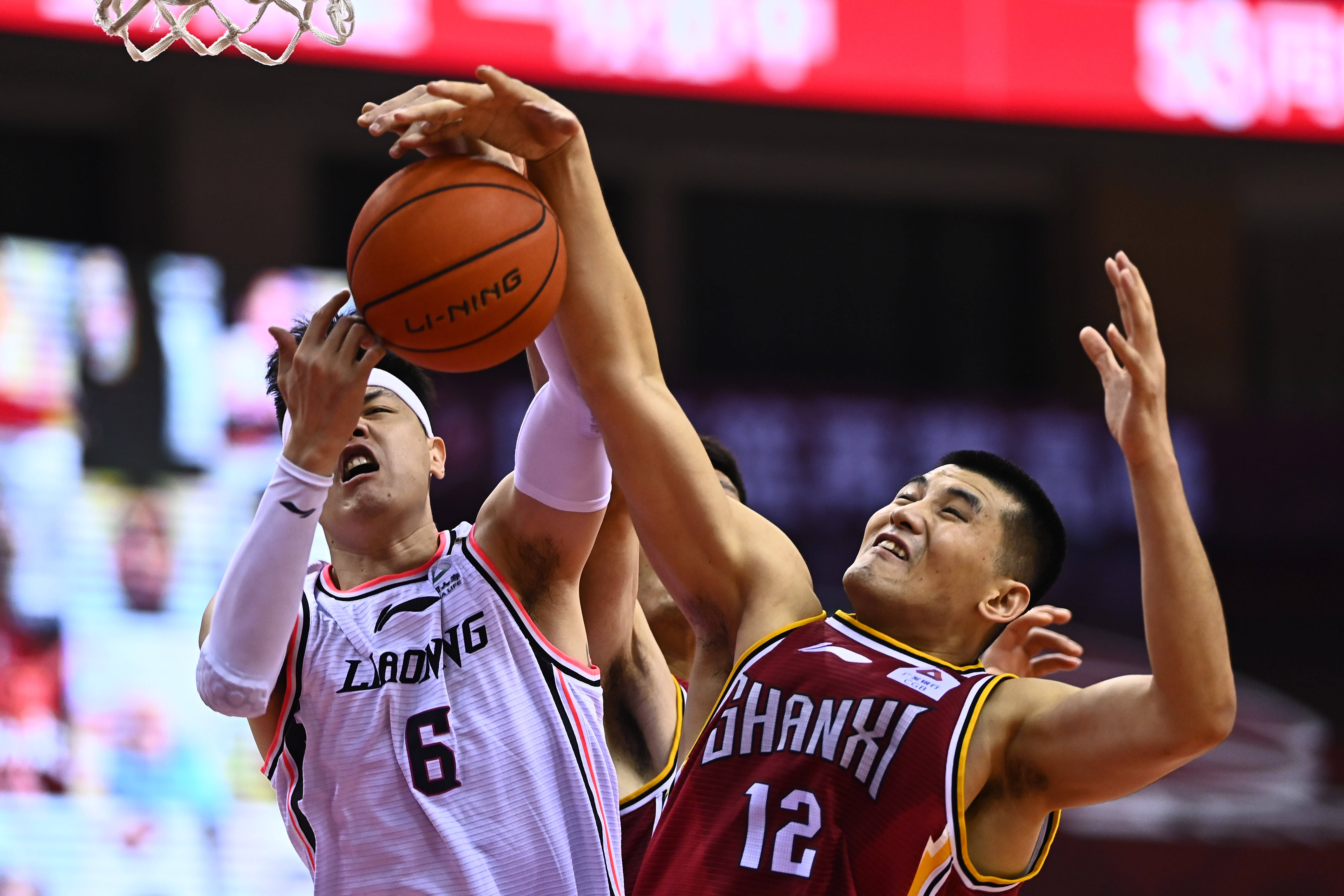 榜首易主 榜首易主