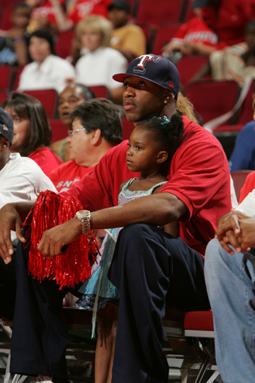 而是通过 而是通过