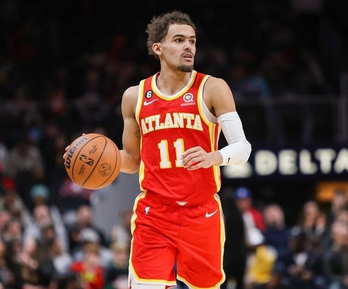 一人持球吸 一人持球吸