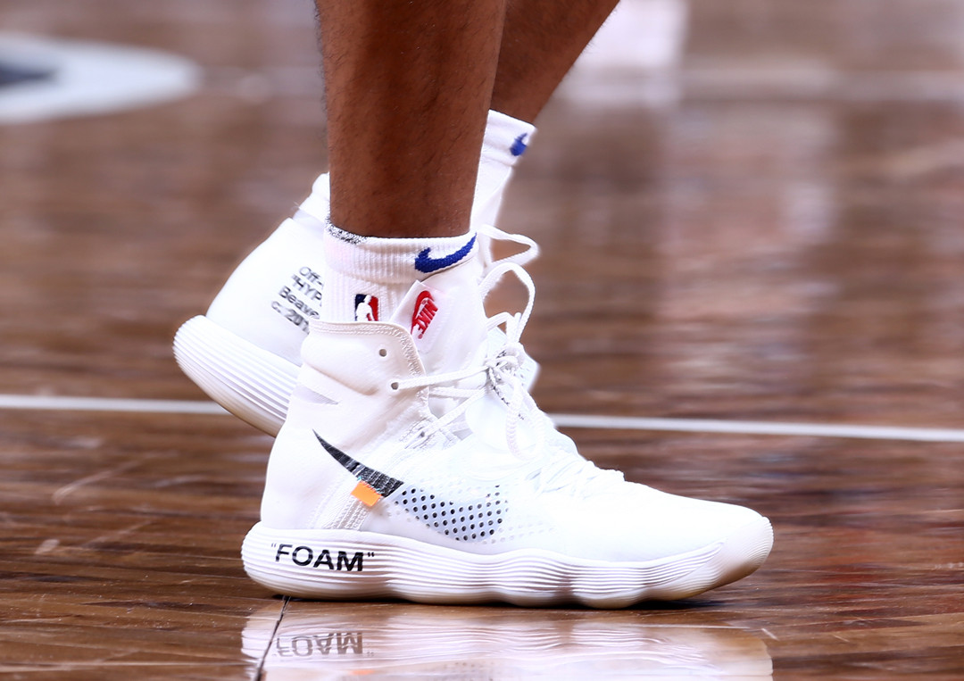 为何许多豪 为何许多豪